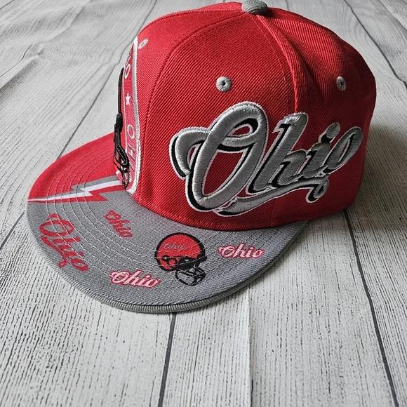 Red and Gray Ohio Snapback Hat - Picture 4 of 8